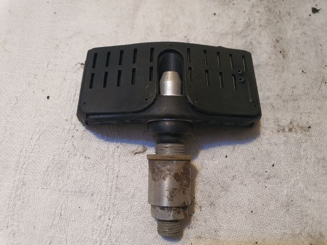 bontott TOYOTA PRIUS Okos Kerékszelep