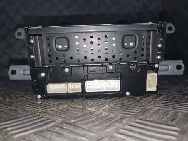 bontott TOYOTA PRIUS Rádió / CD