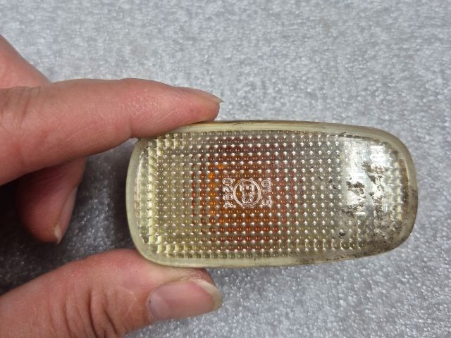 bontott TOYOTA PRIUS Sárvédő Irányjelző (Pozíciófüggetlen)