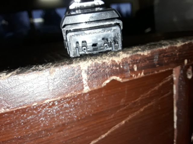 bontott TOYOTA PRIUS Start / Stop Indító Gomb