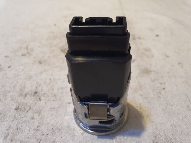 bontott TOYOTA PRIUS Start / Stop Indító Gomb