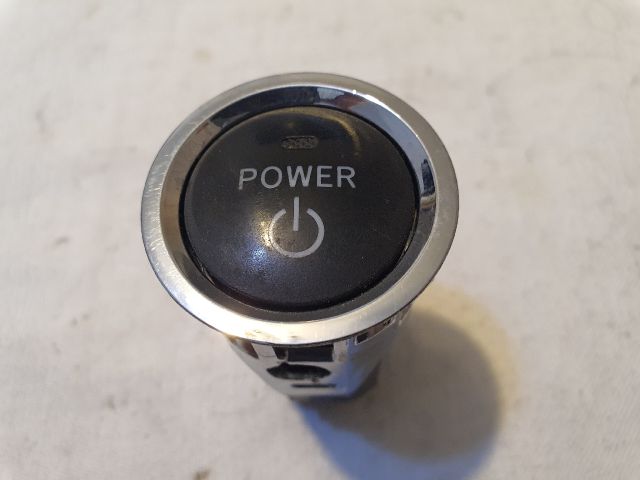 bontott TOYOTA PRIUS Start / Stop Indító Gomb