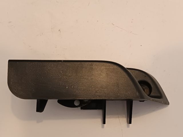 bontott TOYOTA PRIUS Tankajtó Nyitó Kar / Gomb