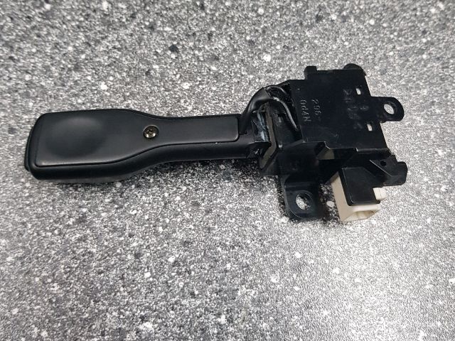 bontott TOYOTA PRIUS Tempomat Kar (Magában)