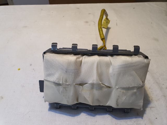 bontott TOYOTA PRIUS Utasoldali Légzsák