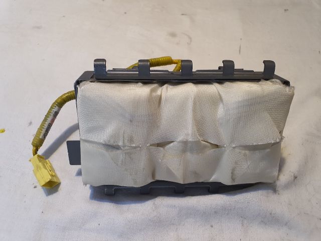bontott TOYOTA PRIUS Utasoldali Légzsák