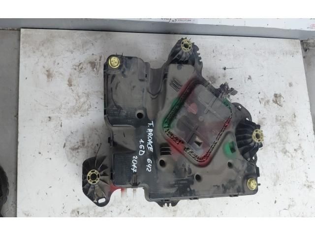 bontott TOYOTA PROACE AdBlue Tartály