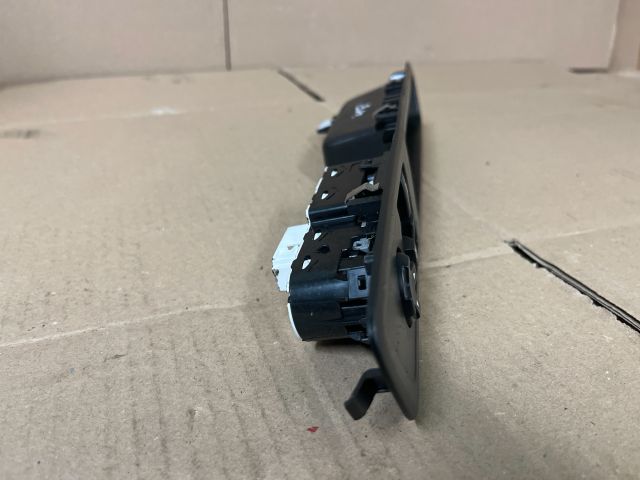 bontott TOYOTA PROACE Ablakemelő és Tükör Kapcsoló