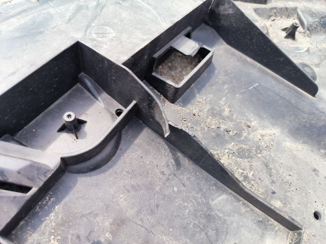 bontott TOYOTA PROACE Alsó Motorburkolat