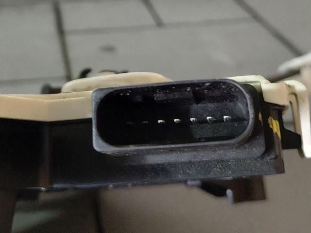 bontott TOYOTA PROACE Bal hátsó Ajtózár