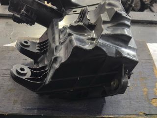 bontott TOYOTA PROACE CITY VERSO Légszűrő Ház