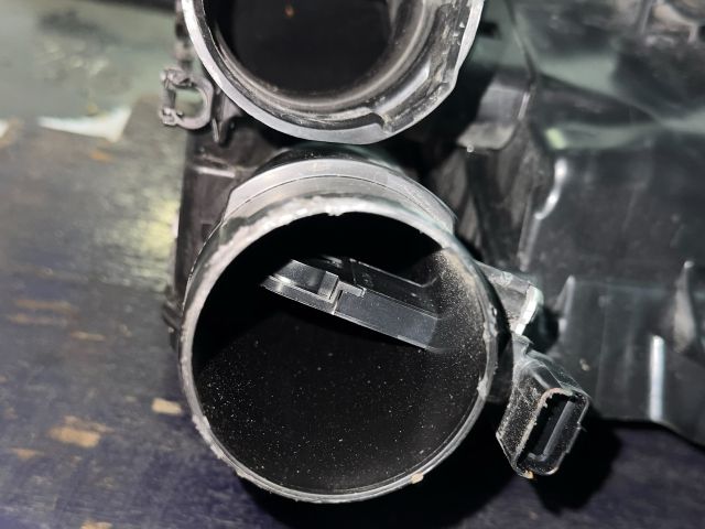 bontott TOYOTA PROACE CITY VERSO Légszűrő Ház