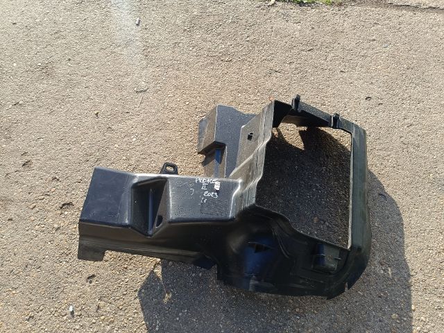 bontott TOYOTA PROACE CITY VERSO Levegőbeszívó Keret