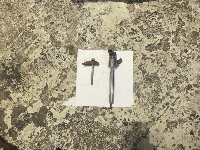 bontott TOYOTA PROACE CITY VERSO Porlasztó (1 db)