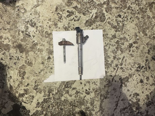 bontott TOYOTA PROACE CITY VERSO Porlasztó (1 db)