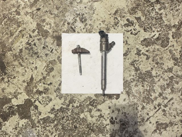 bontott TOYOTA PROACE CITY VERSO Porlasztó (1 db)