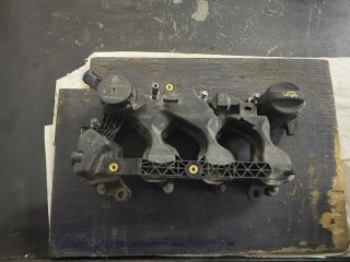 bontott TOYOTA PROACE CITY VERSO Szelepfedél