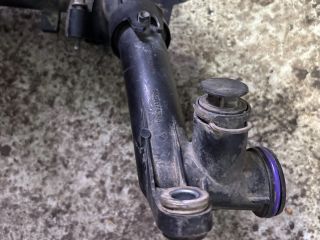 bontott TOYOTA PROACE CITY VERSO Termosztátház Csővel