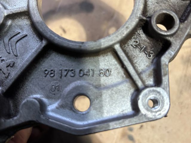 bontott TOYOTA PROACE CITY VERSO Üzemanyag Szivattyú