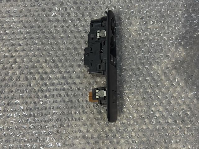 bontott TOYOTA PROACE CITY VERSO Ablakemelő Kapcsoló Négyes / Kettes