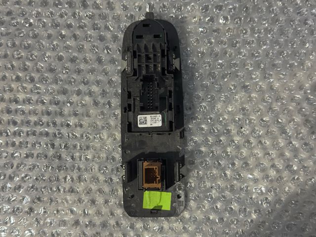 bontott TOYOTA PROACE CITY VERSO Ablakemelő Kapcsoló Négyes / Kettes