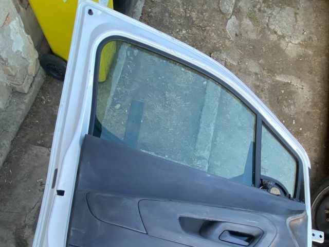 bontott TOYOTA PROACE CITY VERSO Bal első Ajtó (Részeivel)