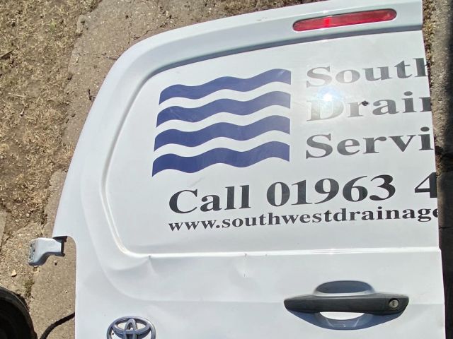 bontott TOYOTA PROACE CITY VERSO Bal hátsó Ajtó (Részeivel)