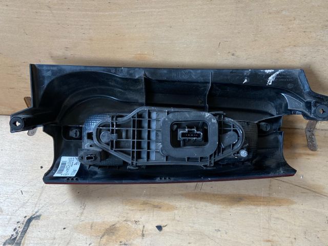 bontott TOYOTA PROACE CITY VERSO Bal Hátsó Lámpa