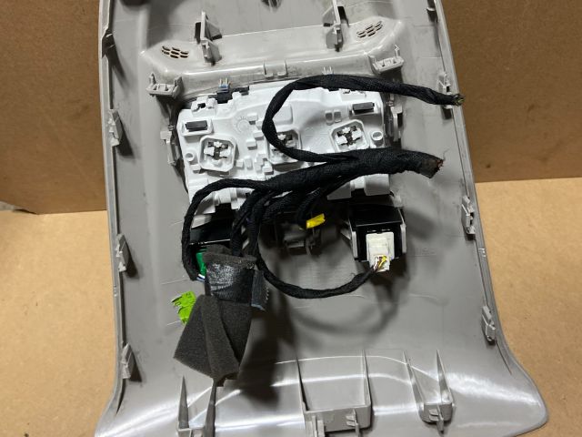 bontott TOYOTA PROACE CITY VERSO Beltér Világítás Első