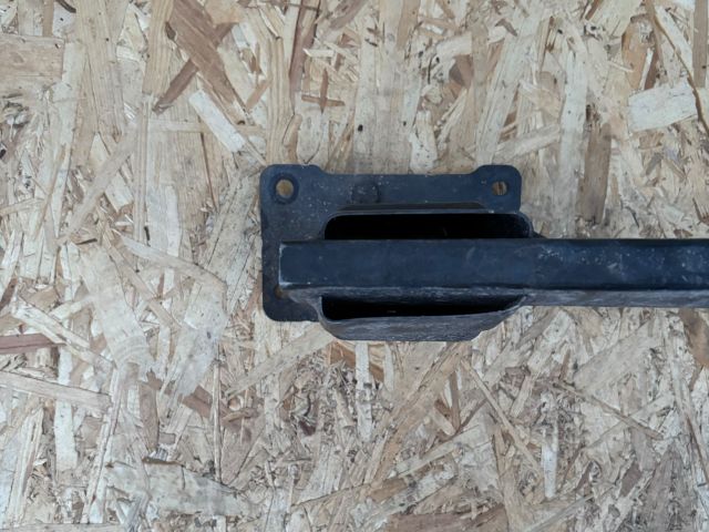 bontott TOYOTA PROACE CITY VERSO Első Lökhárító Merevítő (Fém)