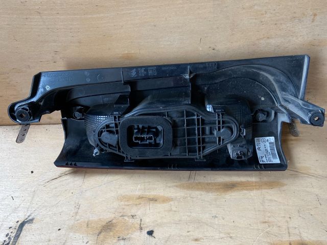 bontott TOYOTA PROACE CITY VERSO Jobb Hátsó Lámpa