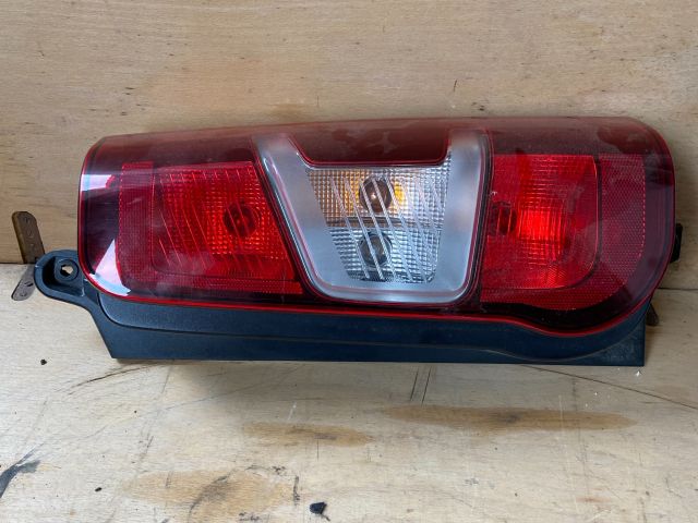 bontott TOYOTA PROACE CITY VERSO Jobb Hátsó Lámpa