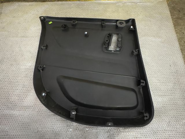 bontott TOYOTA PROACE CITY VERSO Jobb Oldalkárpit (2-3 ajtóshoz hátra)