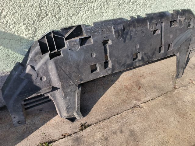 bontott TOYOTA PROACE Első Lökhárító Alsó (Műanyag)