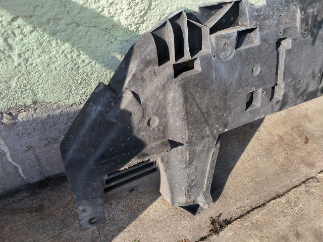 bontott TOYOTA PROACE Első Lökhárító Alsó (Műanyag)