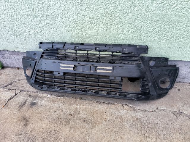 bontott TOYOTA PROACE Első Lökhárító (Részeivel)