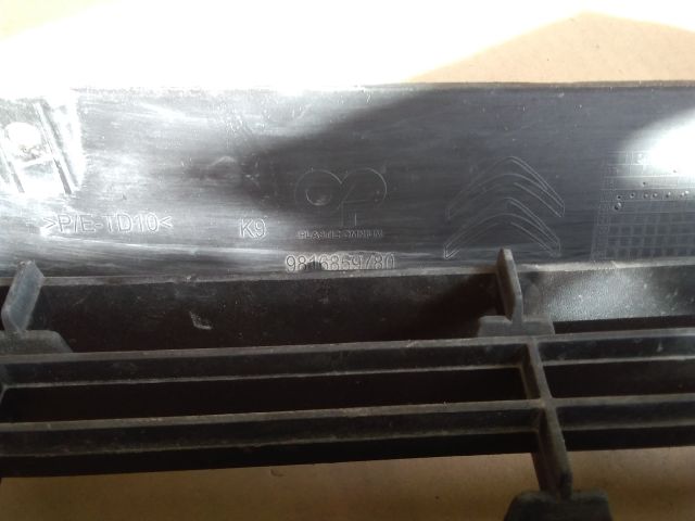 bontott TOYOTA PROACE Első Lökhárító (Üresen)