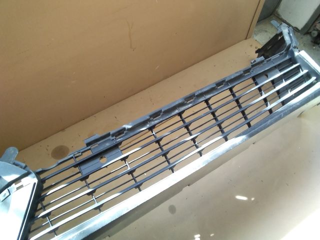 bontott TOYOTA PROACE Első Lökhárító (Üresen)