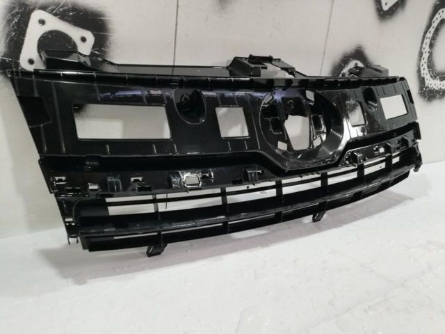 bontott TOYOTA PROACE Hűtőrács