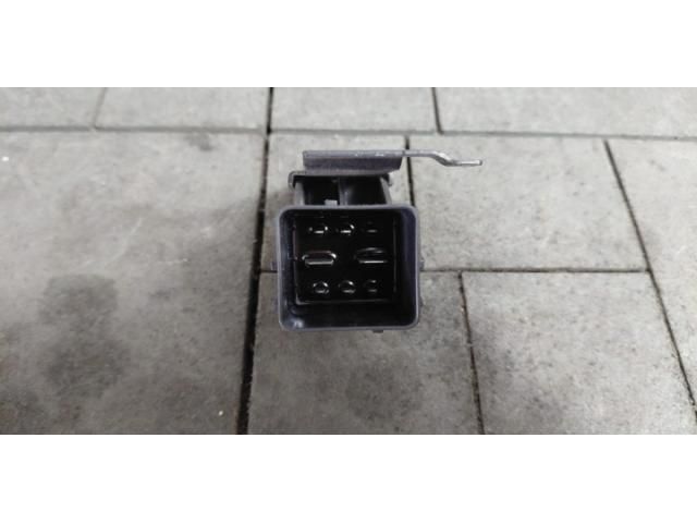 bontott TOYOTA PROACE Izzító Relé