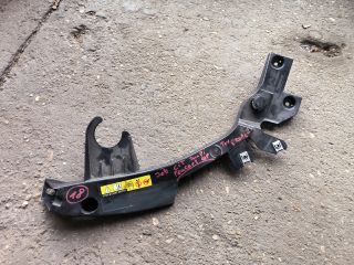 bontott TOYOTA PROACE Jobb Fényszóró Tartó