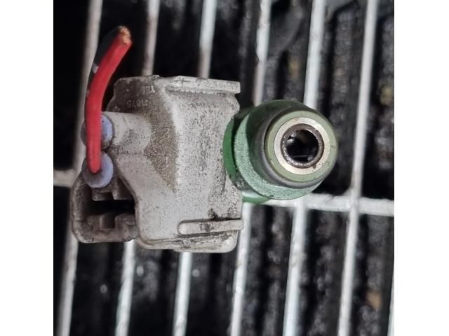 bontott TOYOTA RAV 4 Porlasztó (1 db)