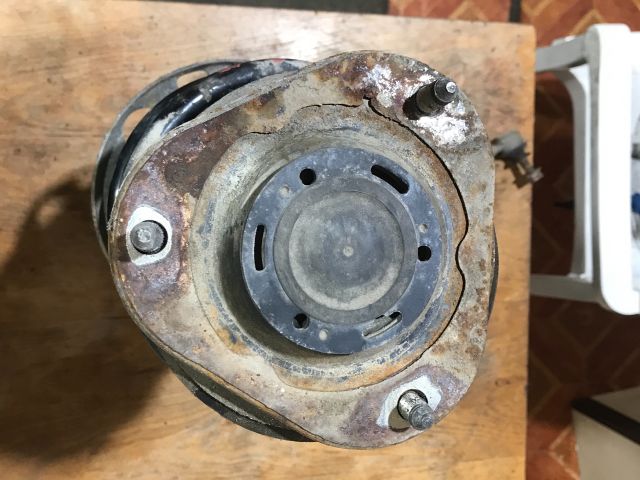 bontott TOYOTA RAV 4 Bal első Gólyaláb (Lengécsillapító, Rugó)