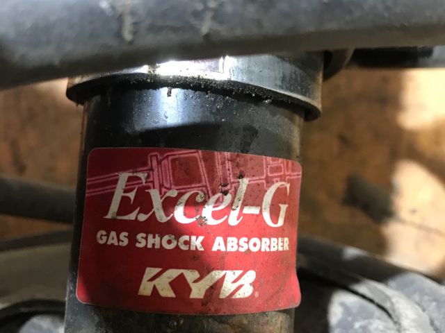 bontott TOYOTA RAV 4 Bal első Gólyaláb (Lengécsillapító, Rugó)