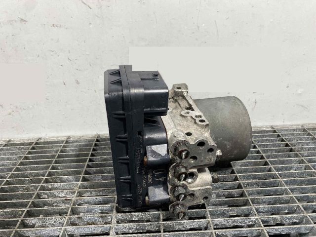 bontott TOYOTA RAV 4 ABS Kocka