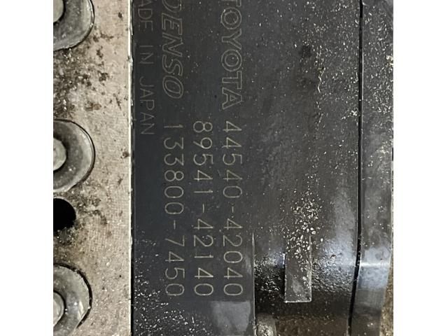 bontott TOYOTA RAV 4 ABS Kocka