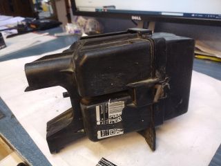 bontott TOYOTA RAV 4 Biztosítéktábla Motortér