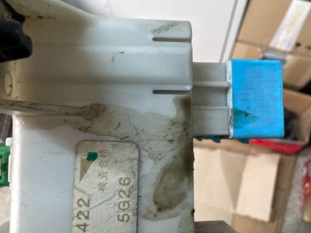 bontott TOYOTA RAV 4 Biztosítéktábla Motortér