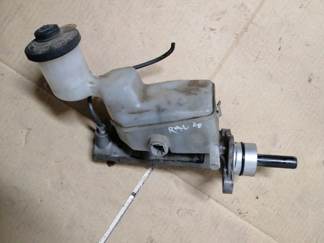 bontott TOYOTA RAV 4 Főfékhenger