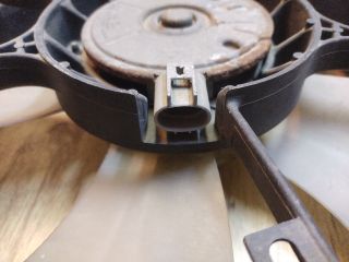 bontott TOYOTA RAV 4 Hűtőventilátor